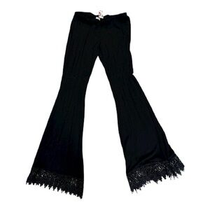 Flamingo Women’s Black Flared Leggings with Lace Fringe on the Bottom Size M NWT